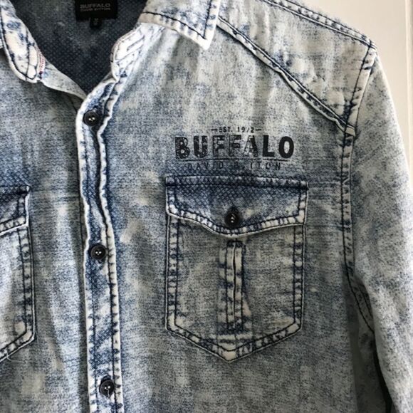 Buffalo Washed Denim Button down (M) - Picture 3 of 11